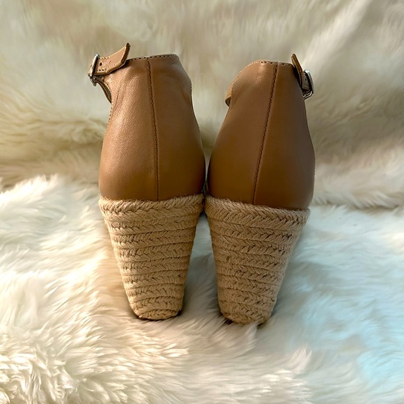 NWT Steve Madden Submit Wedge Sandal - Picture 6 of 6